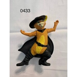 DreamWorks Shrek Puss in Boots PVC Action Figure Vintage Toy Collectible 3.5"